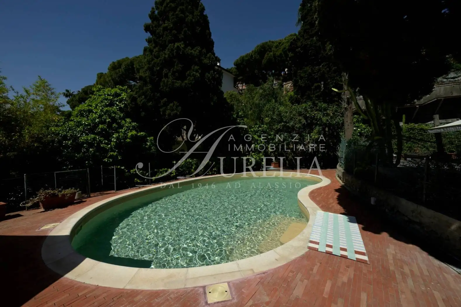 Villa in affitto a Alassio