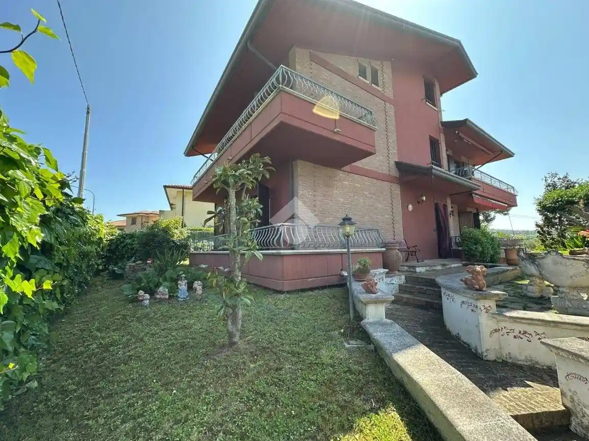 Villa in vendita a Gradara