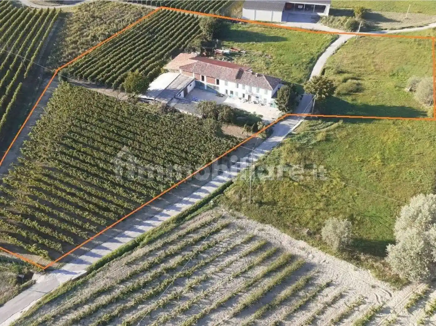 Villa in vendita a Agliano Terme