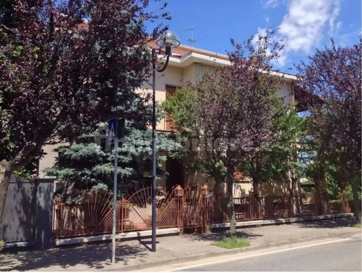 Villa in vendita a Canelli