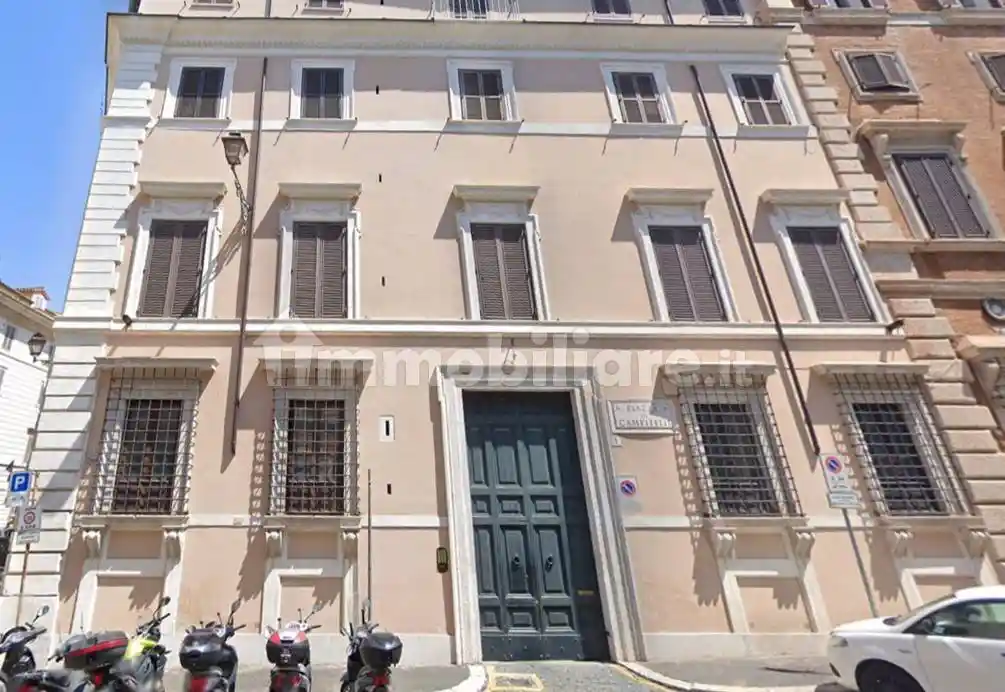 Quadrilocale piazza di Campitelli 1, Largo Argentina, Roma - foto 2