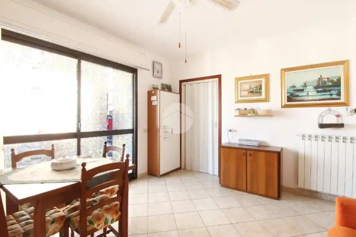 Trilocale via Camillo Benso Conte di Cavour 79, Lungomare Marconi, Alba Adriatica - foto 5