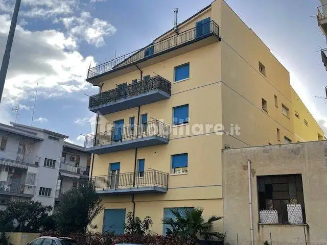 Appartamento in affitto a Sant'Agata di Militello