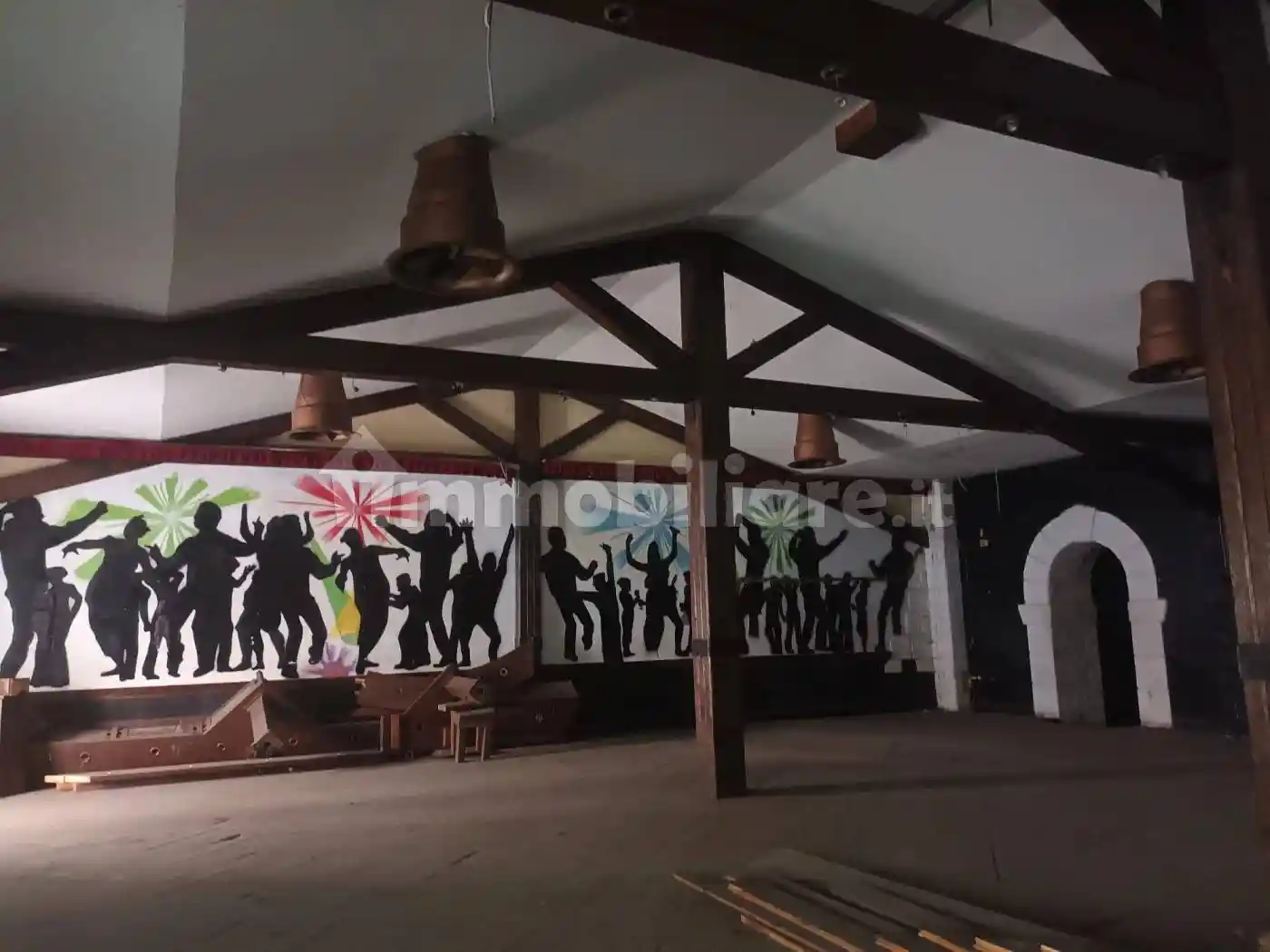 Palazzo - Edificio in vendita a Roma