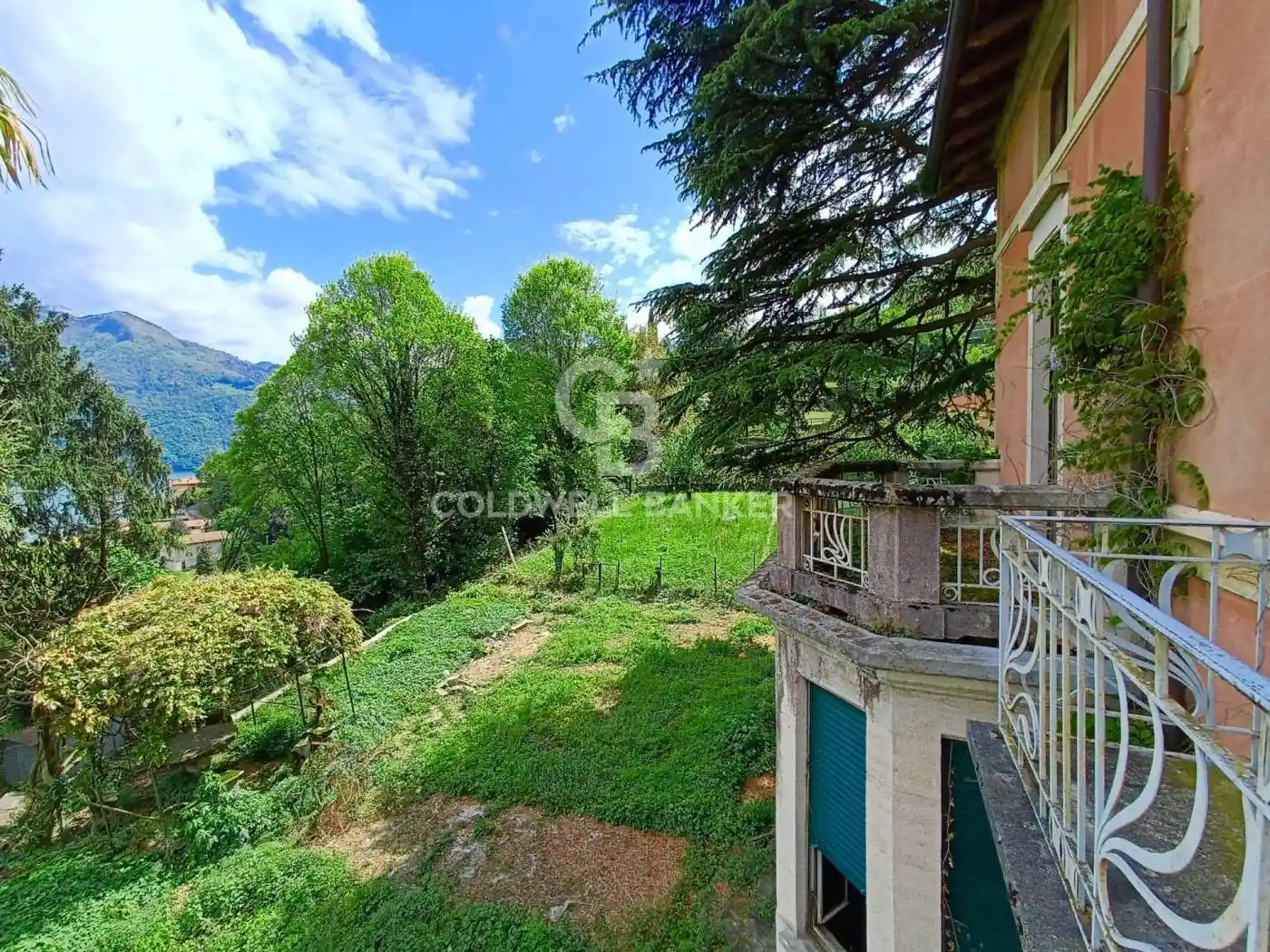Villa in vendita a Lovere