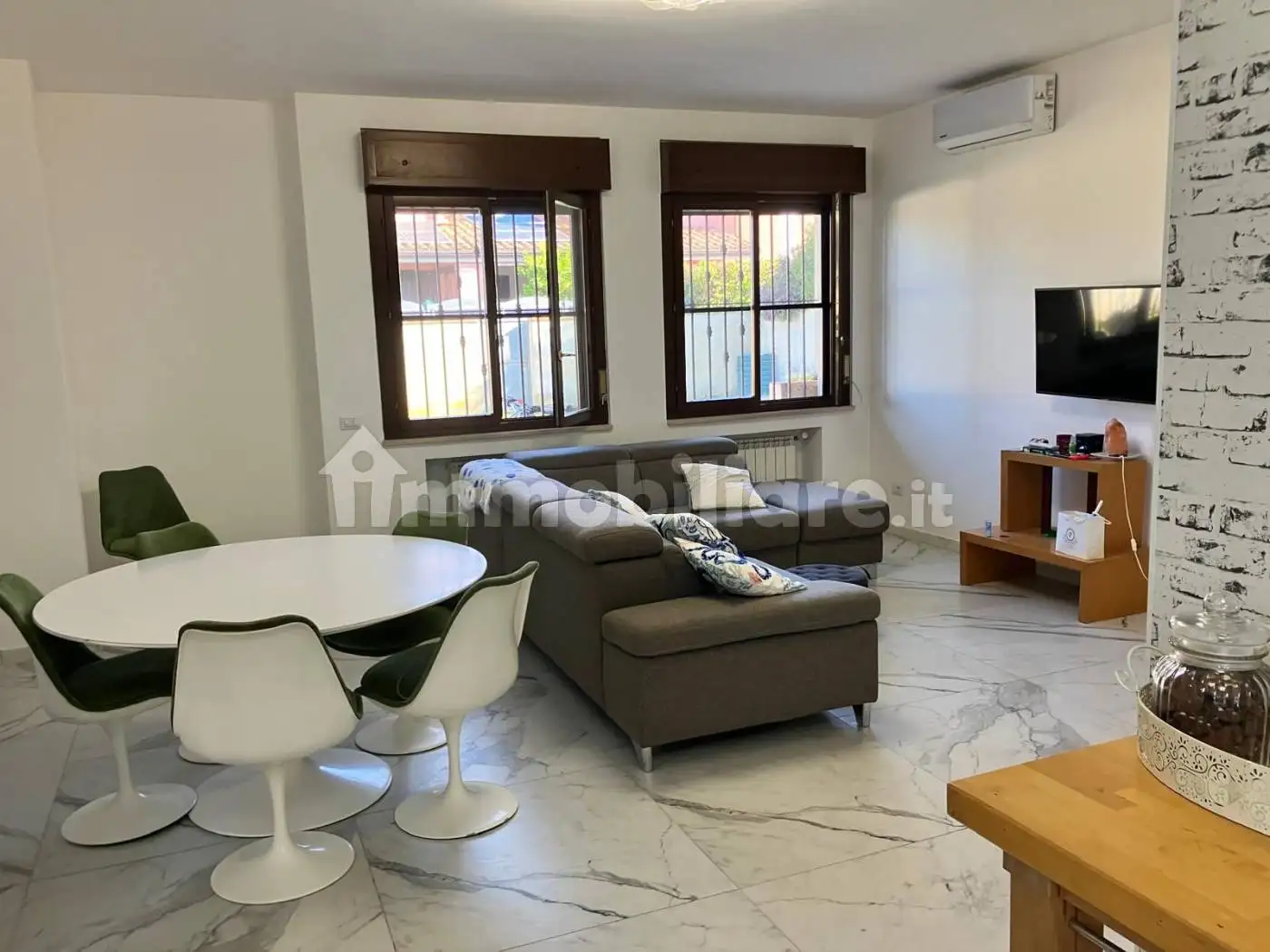 Villa in vendita a Latina