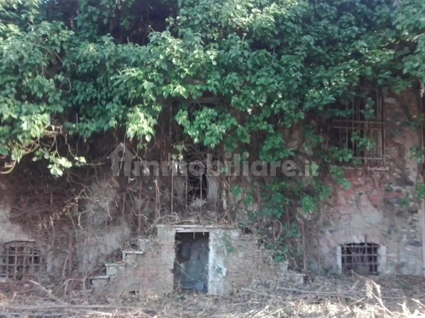 Casa indipendente in vendita a Carrara