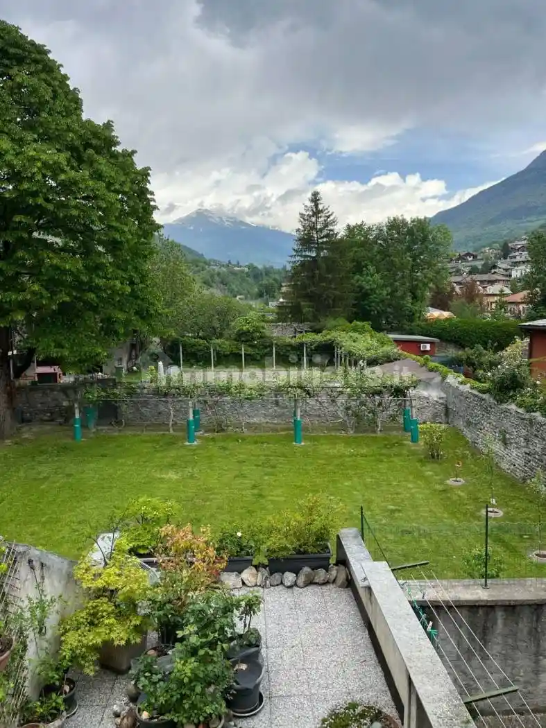 Appartamento in vendita a Aosta