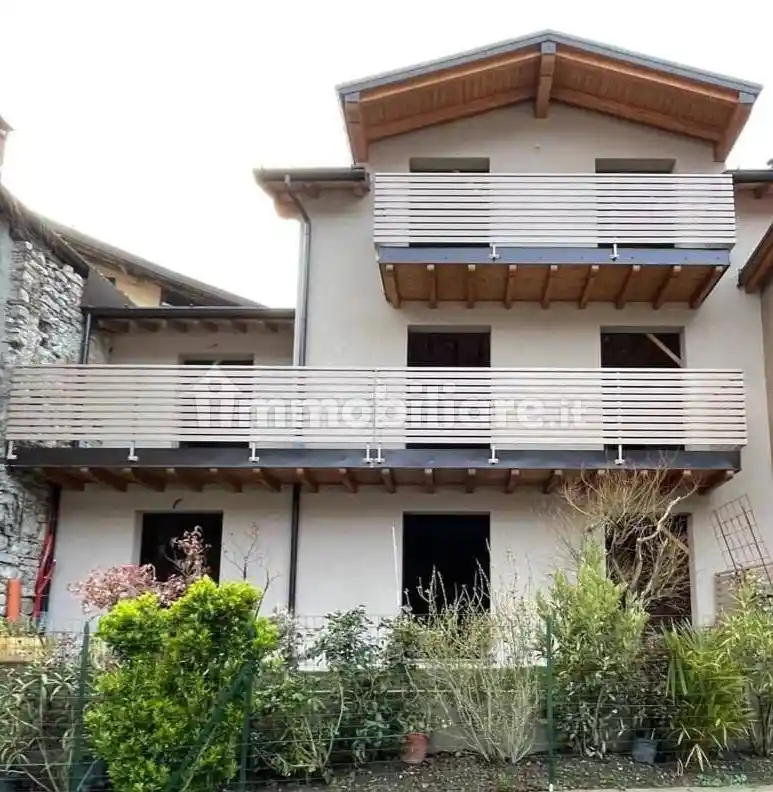 Villa in vendita a Casazza