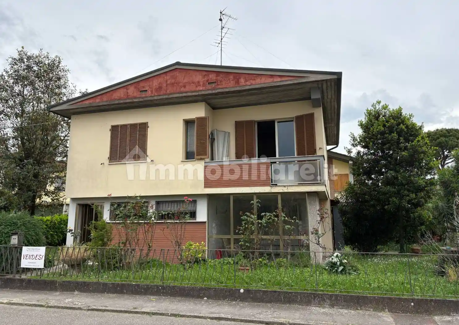 Villa in vendita a Lugo