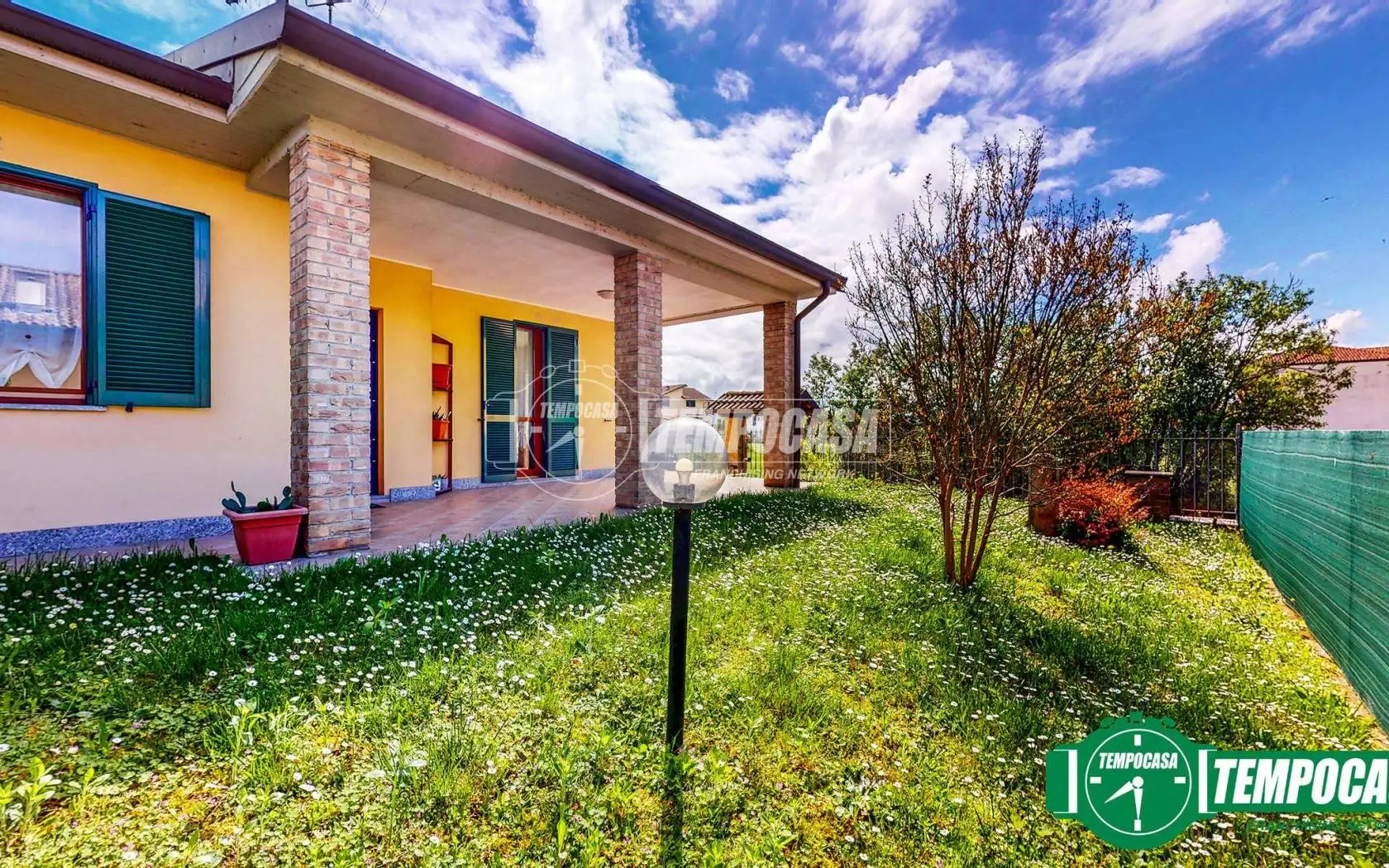 Casa indipendente in vendita a Alessandria