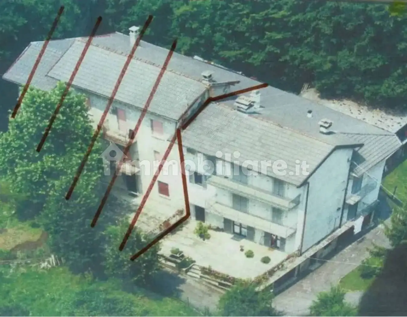 Casa indipendente in vendita a Sant'Omobono Terme