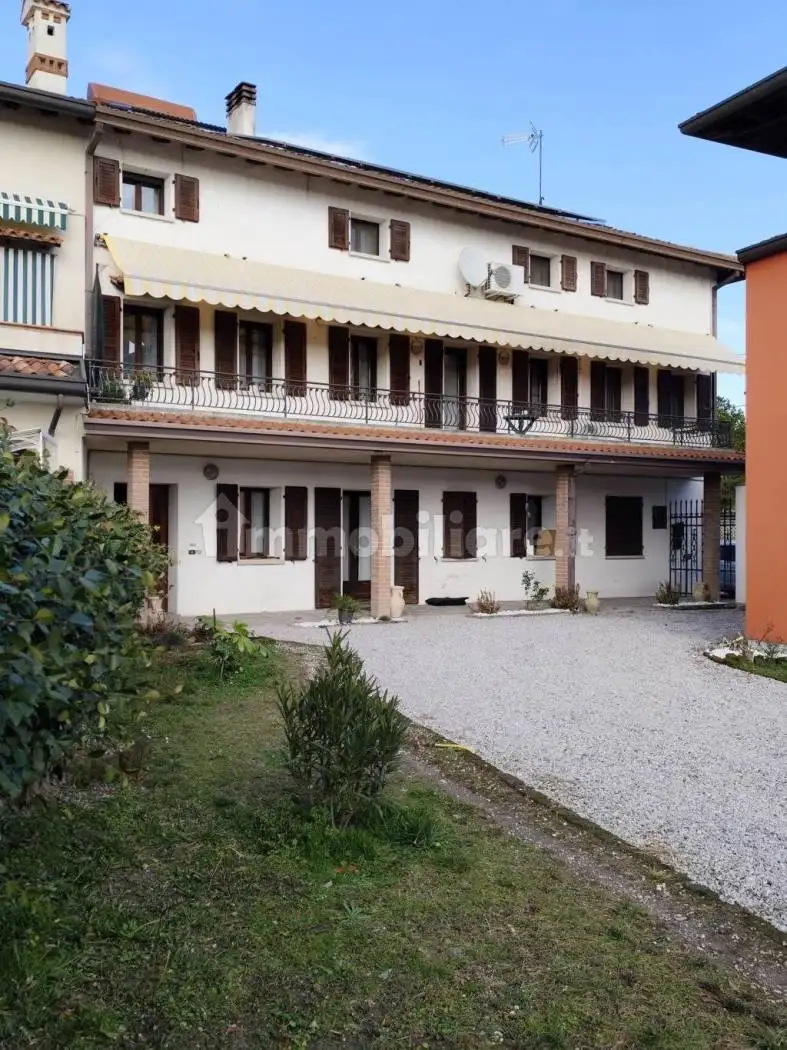 Villa in vendita a Ronchis