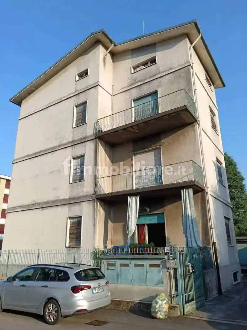 Appartamento in vendita a Sovico