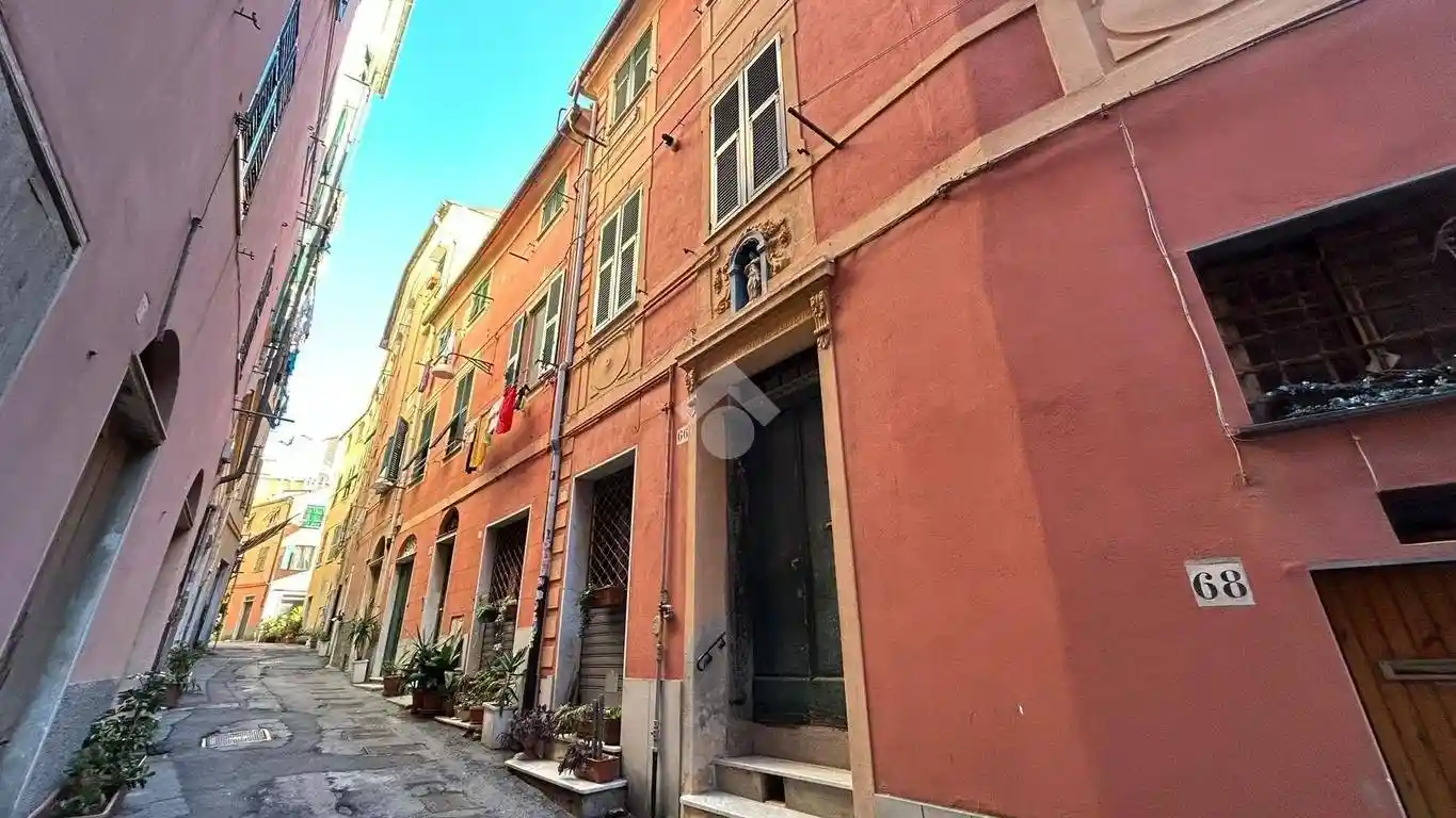 Appartamento in vendita a Genova