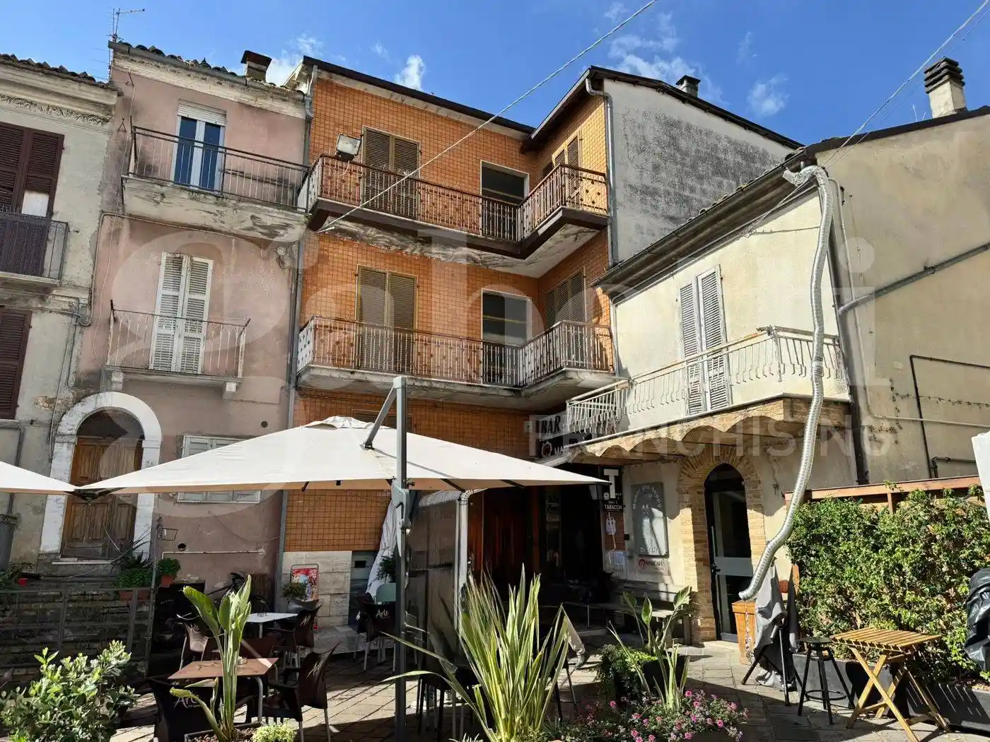 Terratetto unifamiliare piazza Mazzini, 11, Centro, Bellante - foto 2