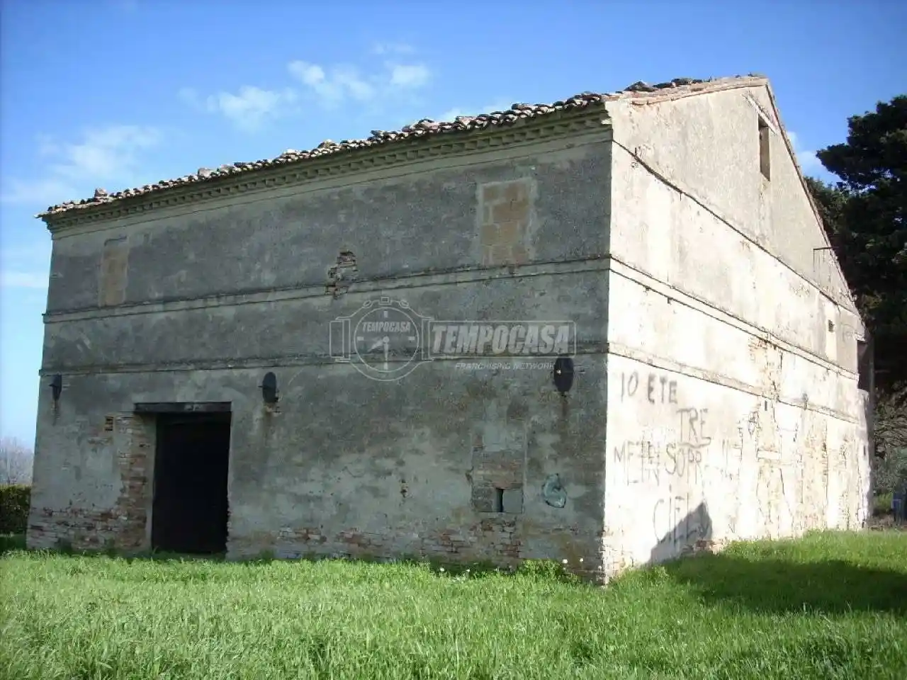 Rustico - Casale in vendita a Civitanova Marche