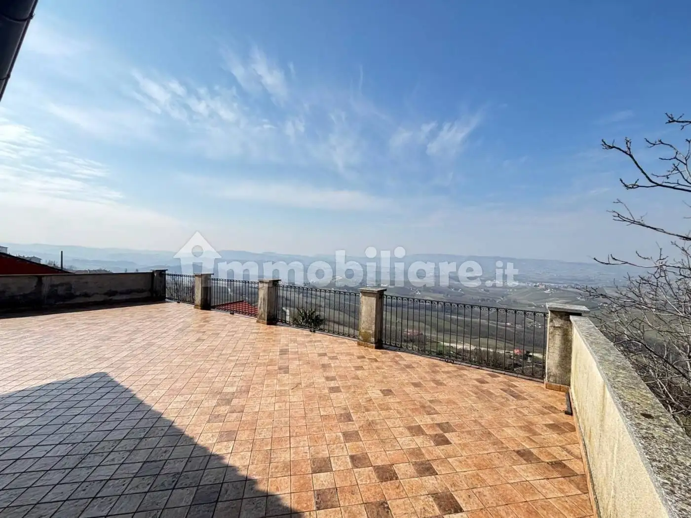 Villa bifamiliare, buono stato, 150 m², Diano d'Alba - foto 2