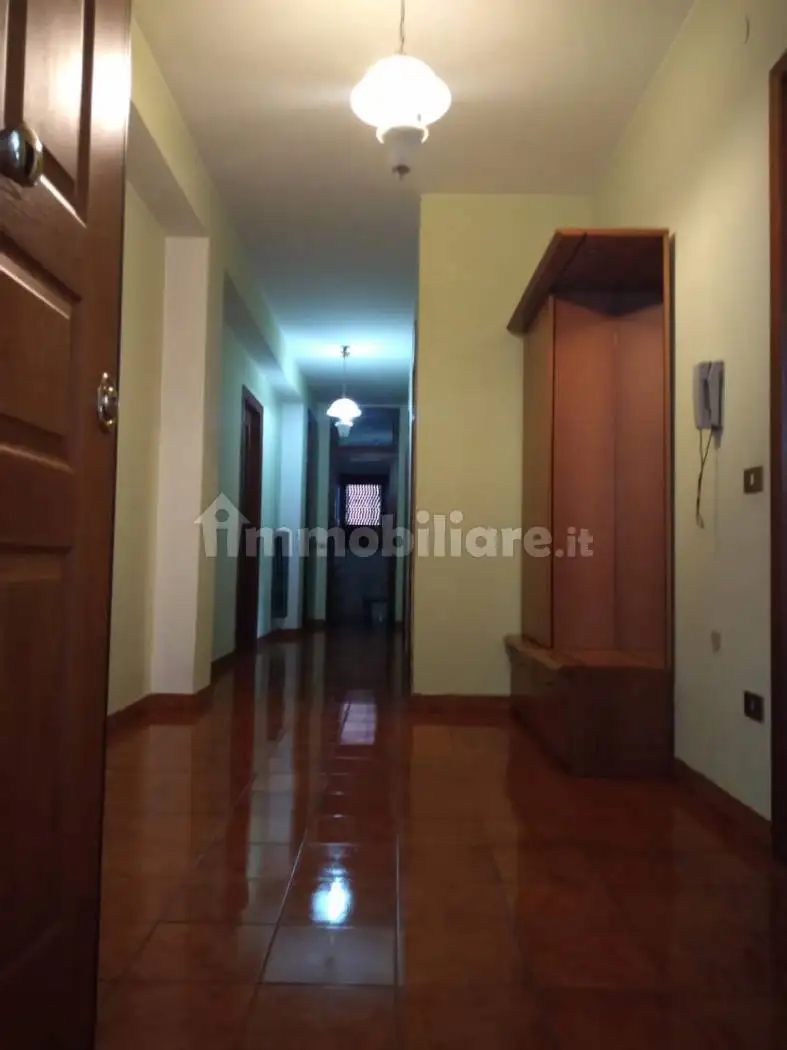 Quadrilocale via Codrazzo 4, Chiusano di San Domenico - foto 4