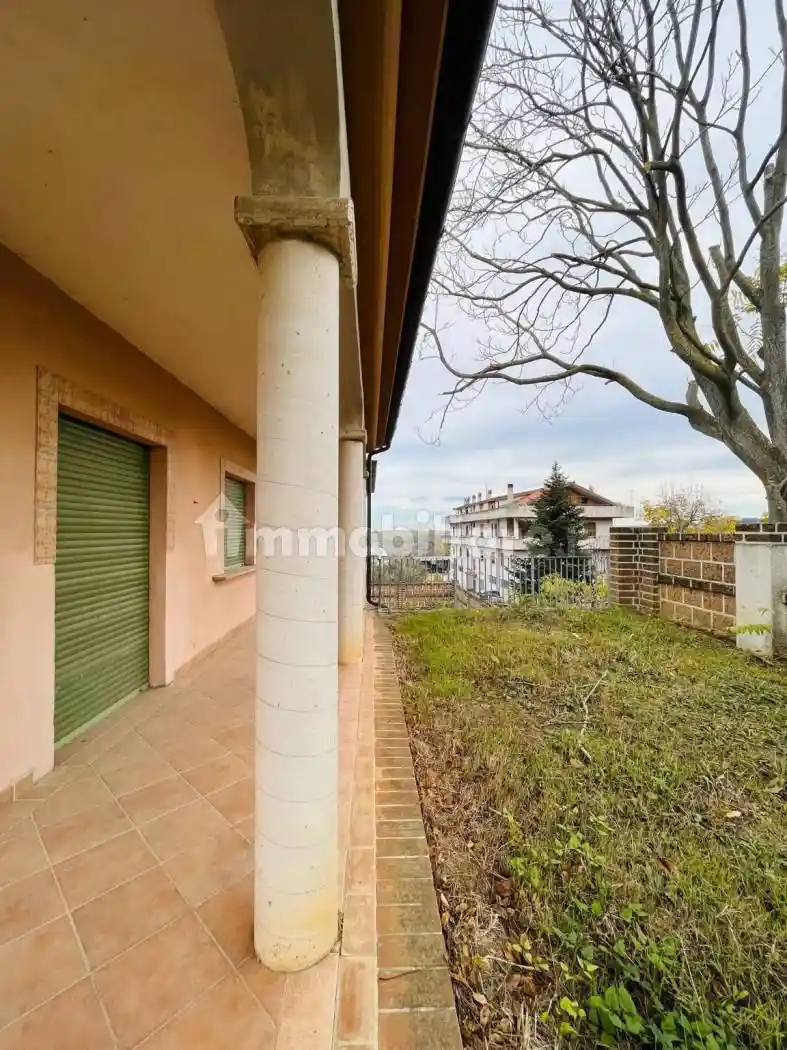 Villa unifamiliare, da ristrutturare, 500 m², Centro, Bucchianico - foto 3
