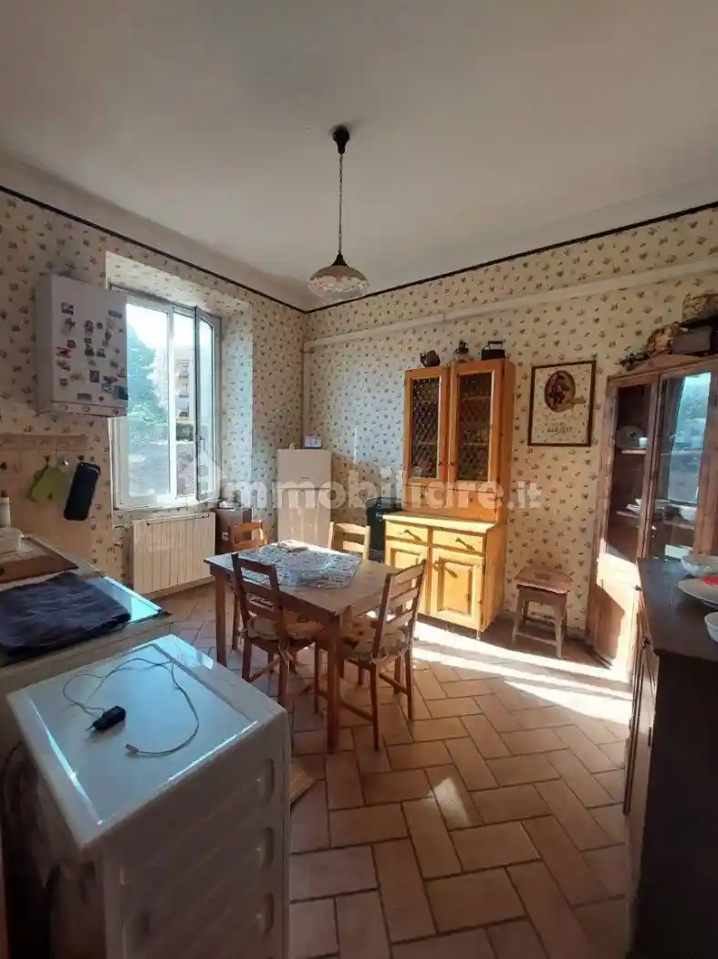 Trilocale via Circonvallazione, Semicentro, Velletri - foto 3