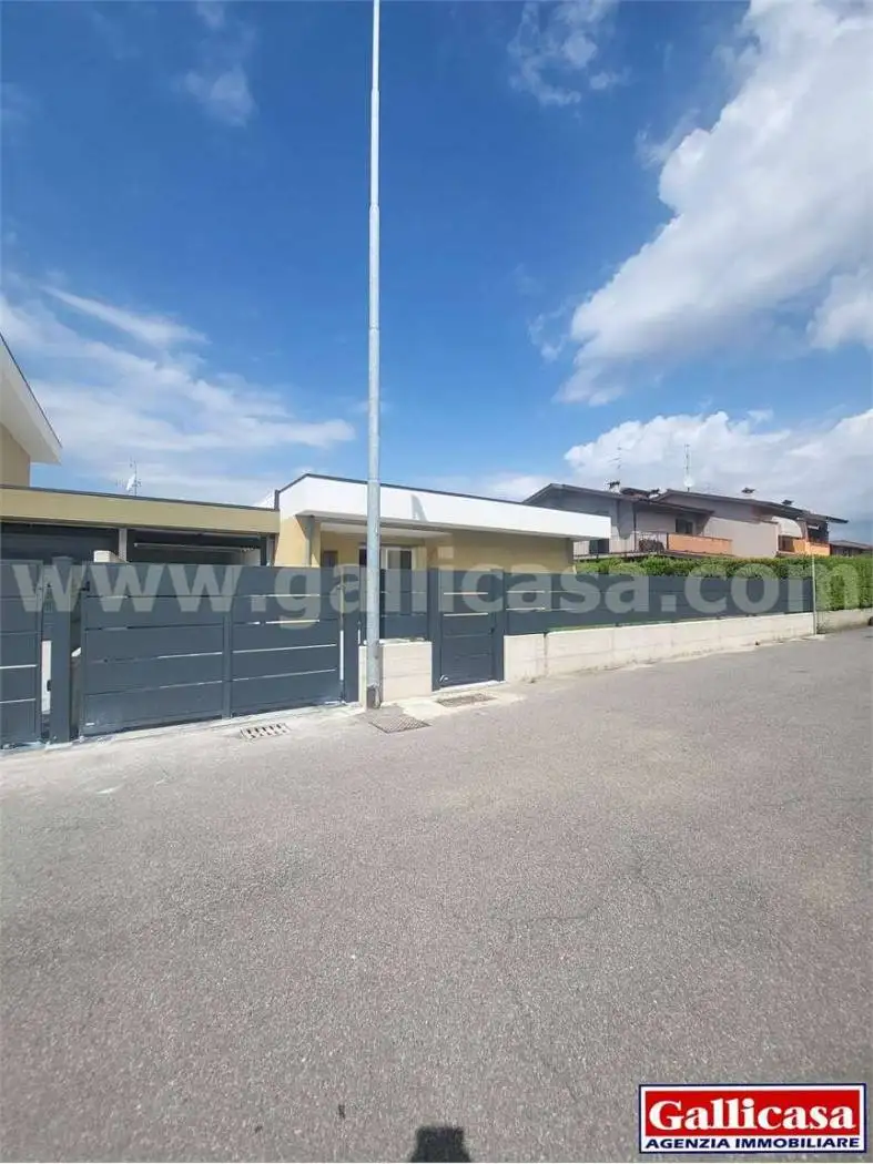 Villa in vendita a Comezzano-Cizzago