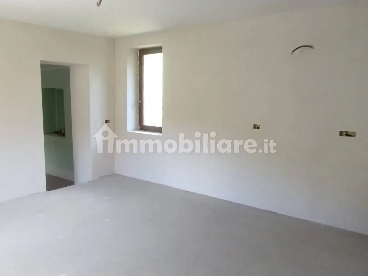 Villa in vendita a Brissago-Valtravaglia
