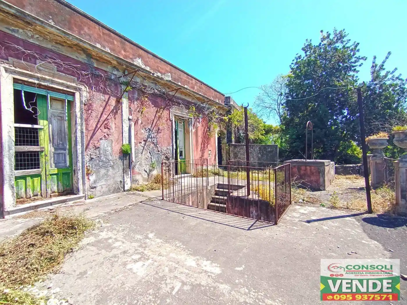 Palazzo - Edificio in vendita a Giarre