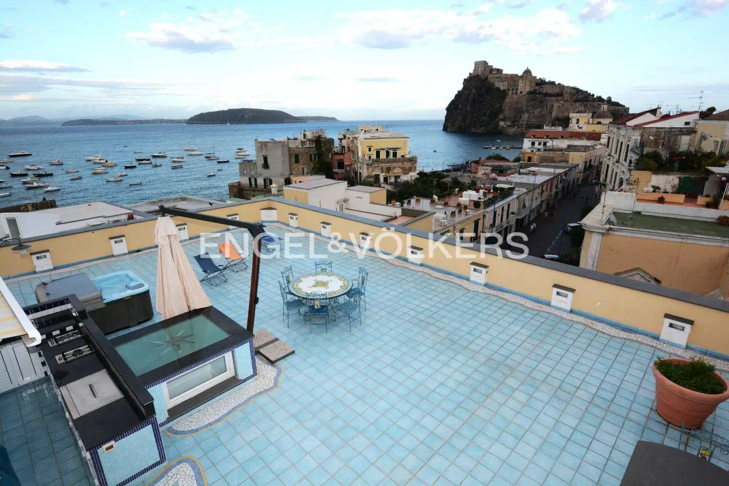 Appartamento in vendita a Ischia