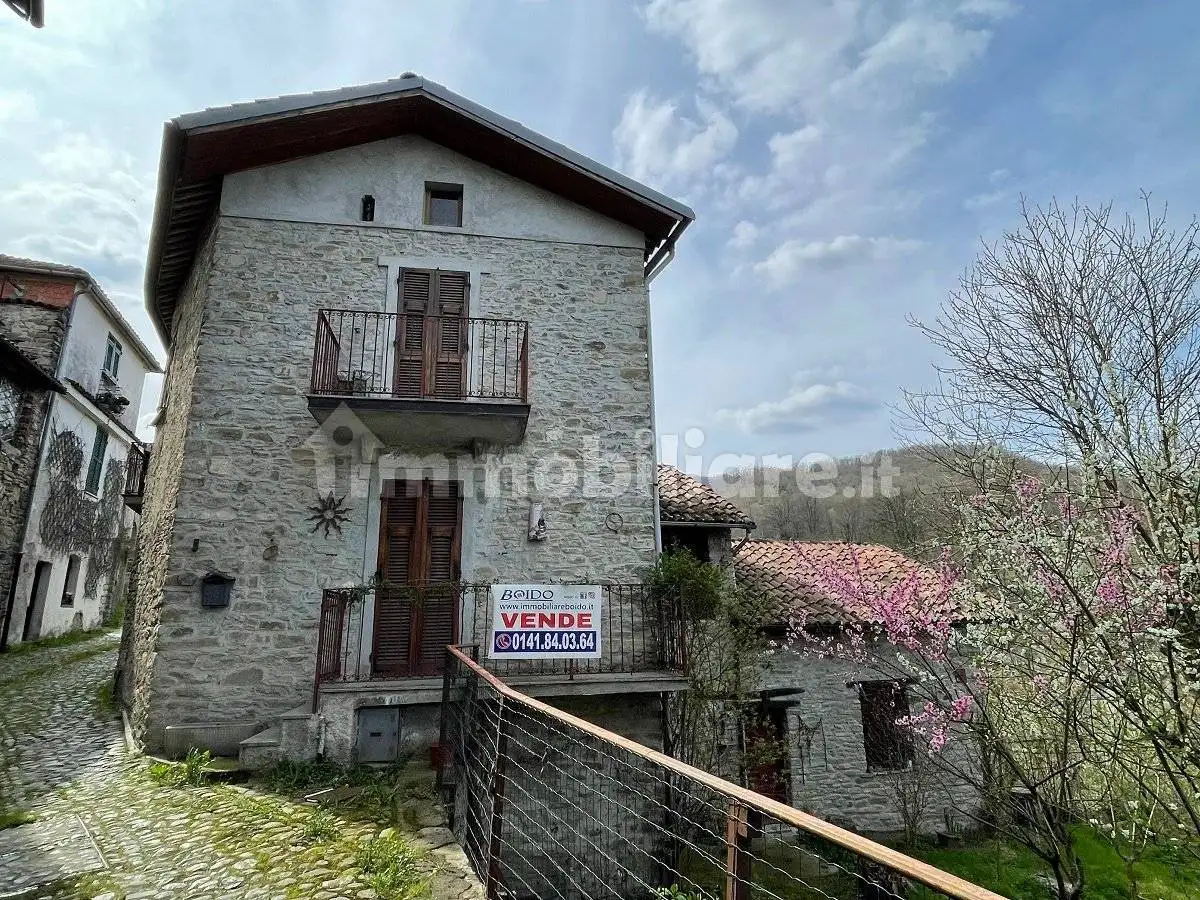 Rustico - Casale in vendita a Mombaldone