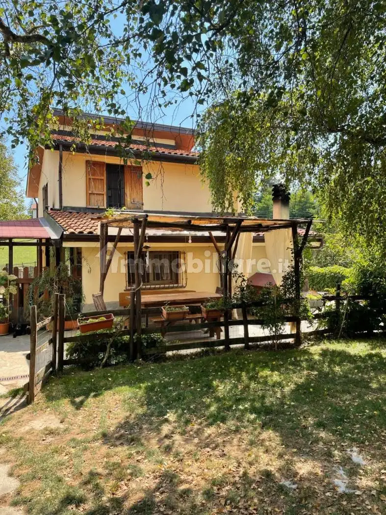 Villa in vendita a Bardineto