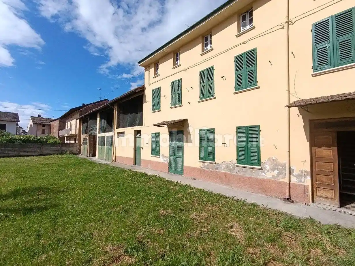 Rustico - Casale in vendita a Predosa
