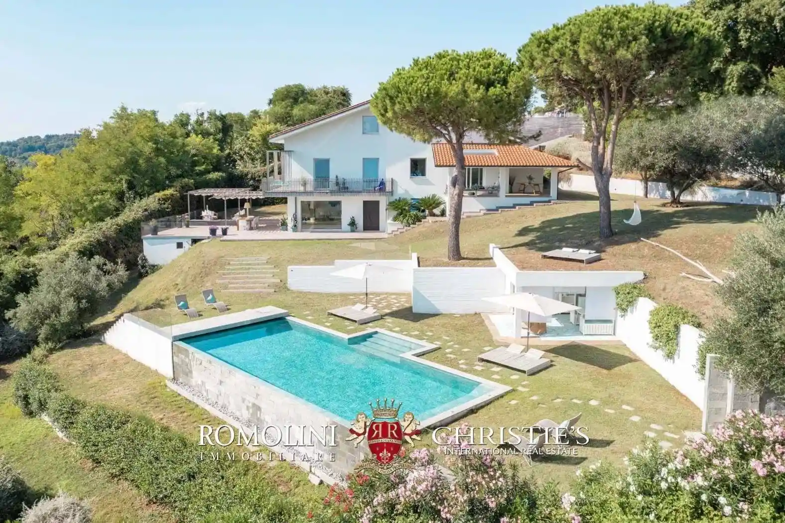 Villa in vendita a Pesaro