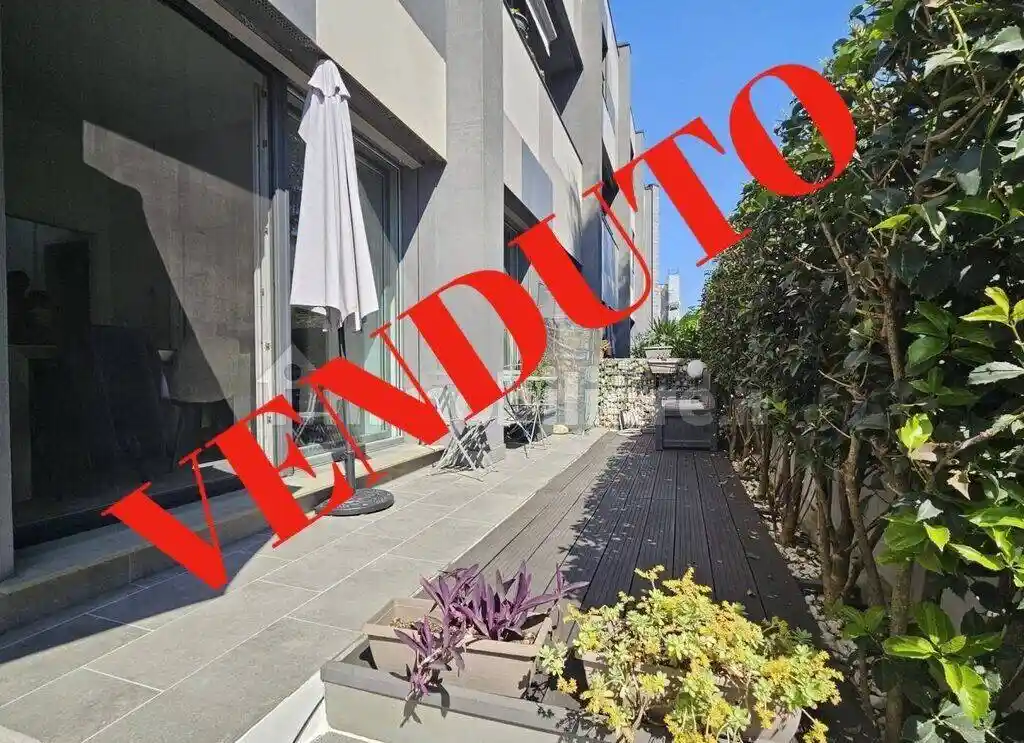 Appartamento in vendita a Monza