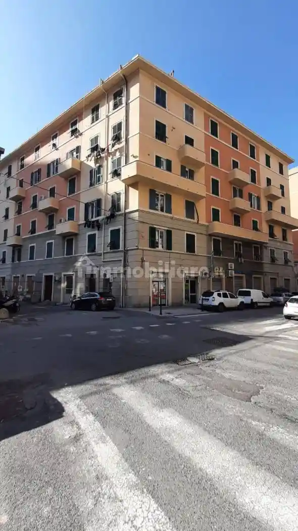 Appartamento in vendita a Genova