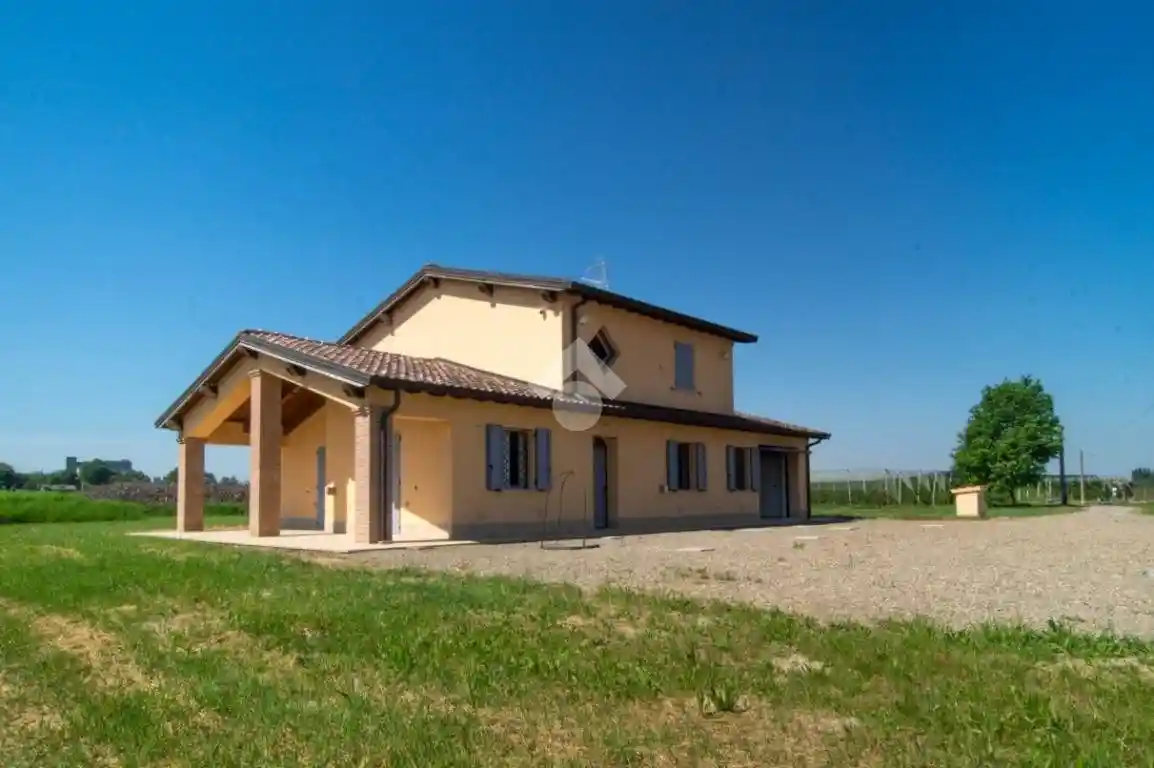 Villa in vendita a Modena