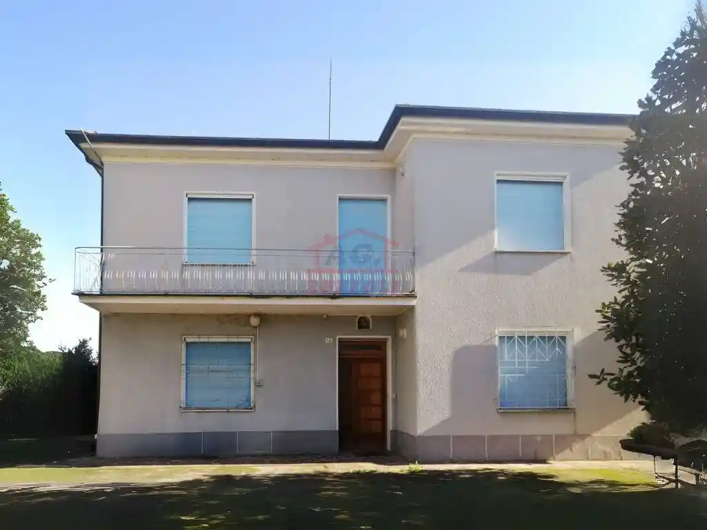 Villa in vendita a Bagnacavallo