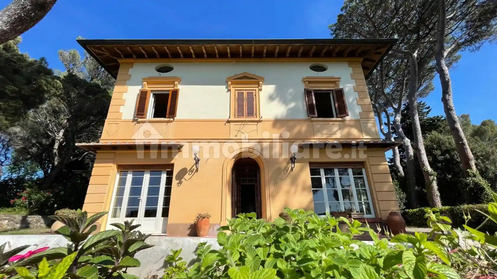 Villa in vendita a Livorno