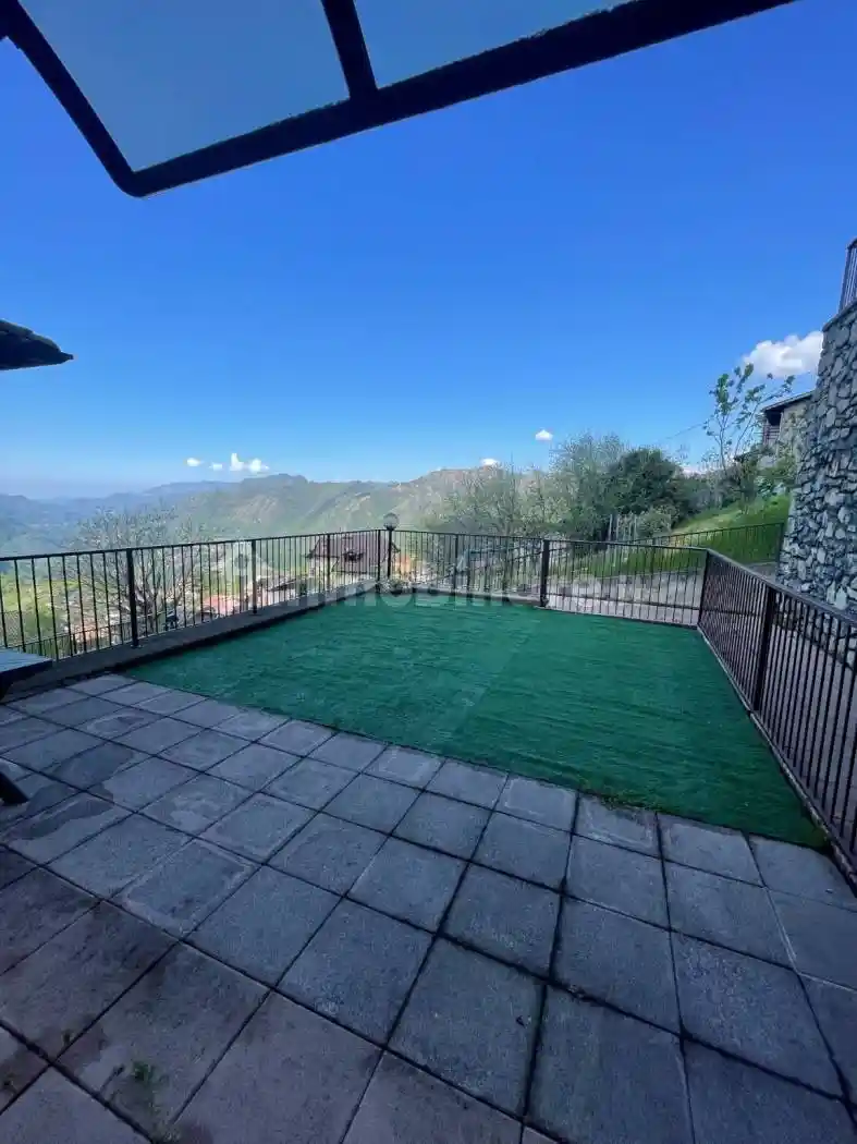 Appartamento in vendita a Costa Serina