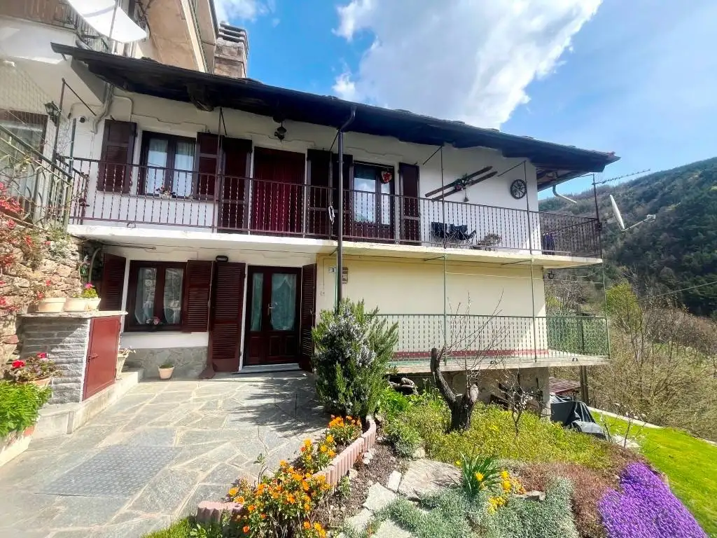 Casa indipendente in vendita a Perrero