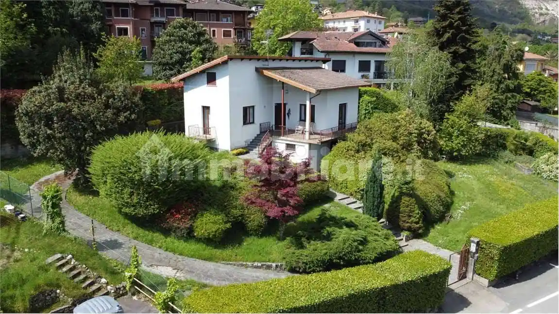 Casa indipendente in vendita a Baveno