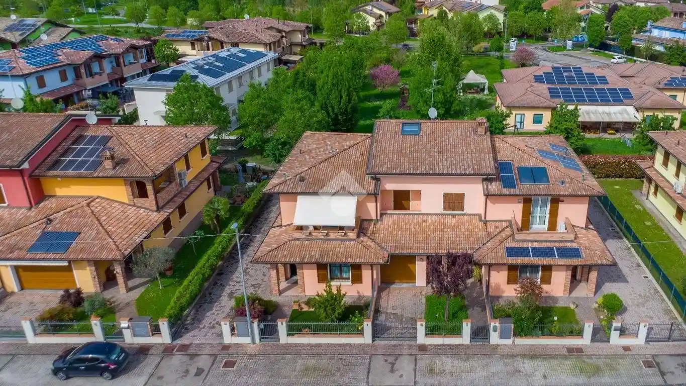 Villetta a schiera in vendita a Fabbrico