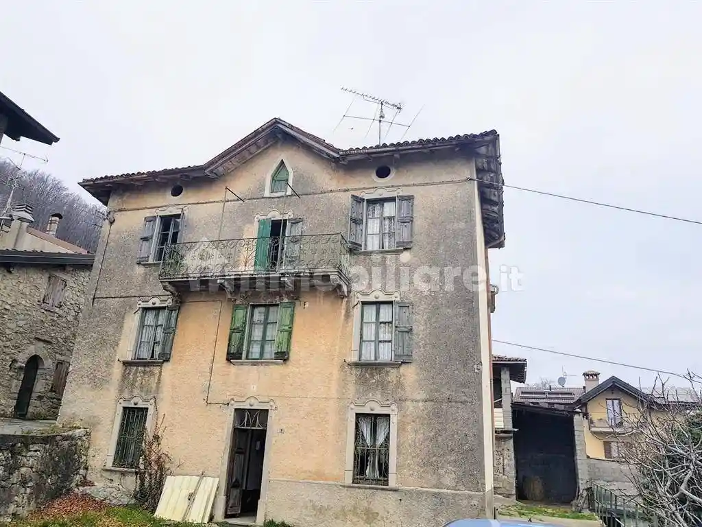 Rustico - Casale in vendita a Roncola