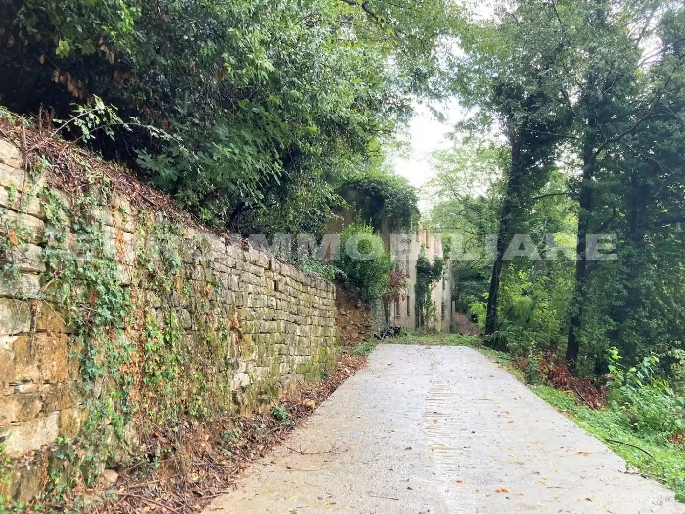 Rustico - Casale in vendita a Brescia