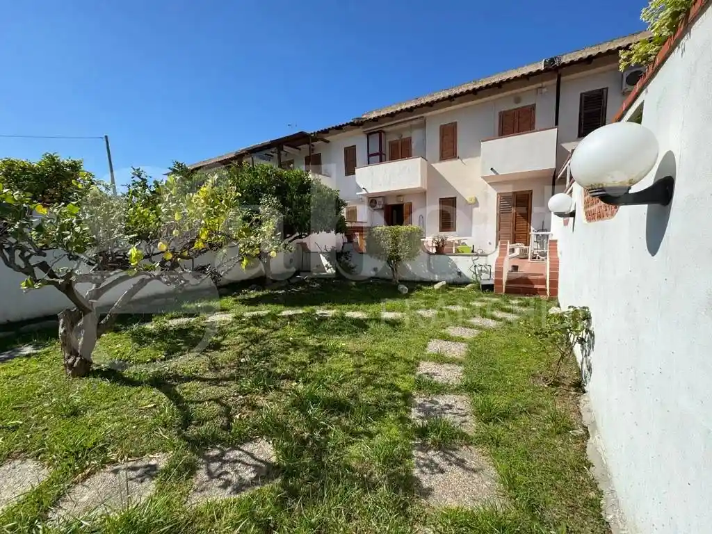 Appartamento in vendita a Furnari