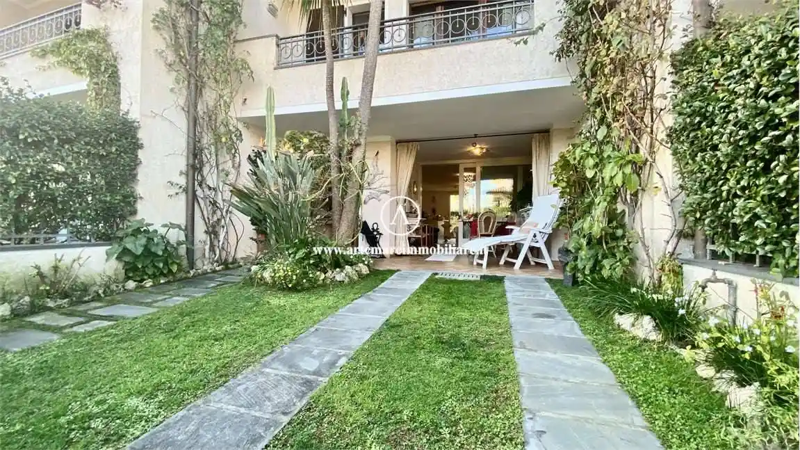 Villetta a schiera in affitto a Forte dei Marmi