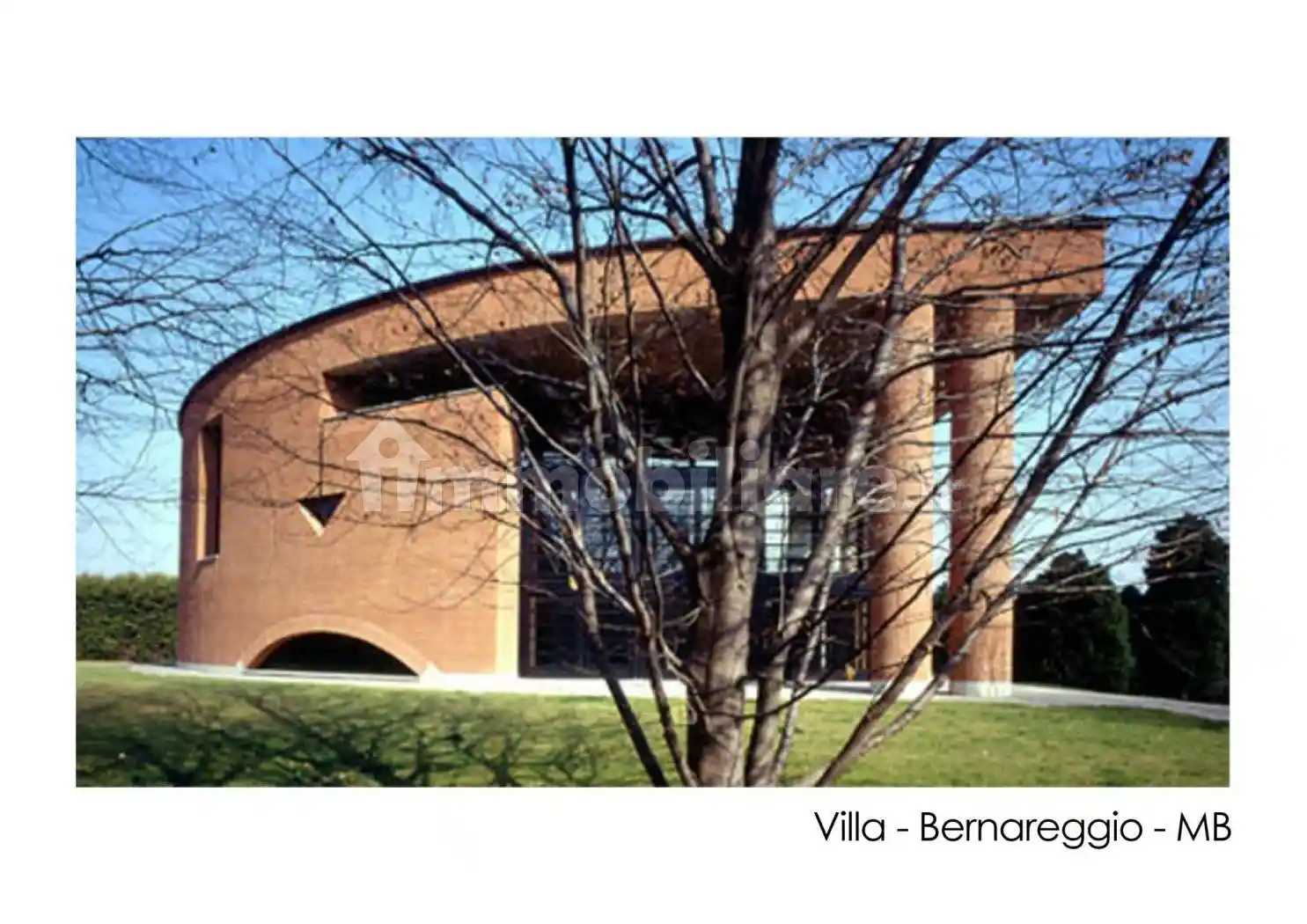 Villa in vendita a Bernareggio