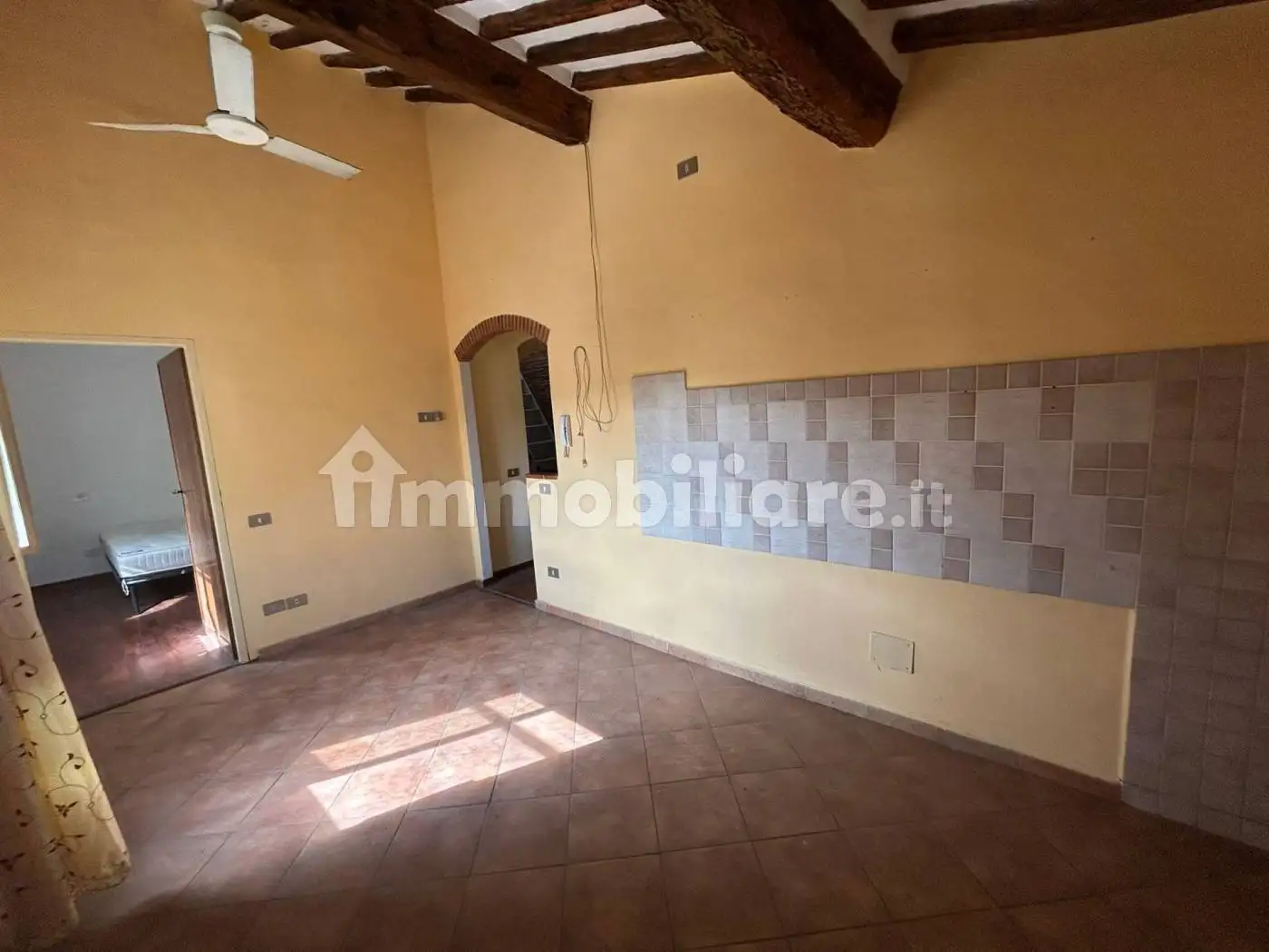 Appartamento in affitto a Cascina