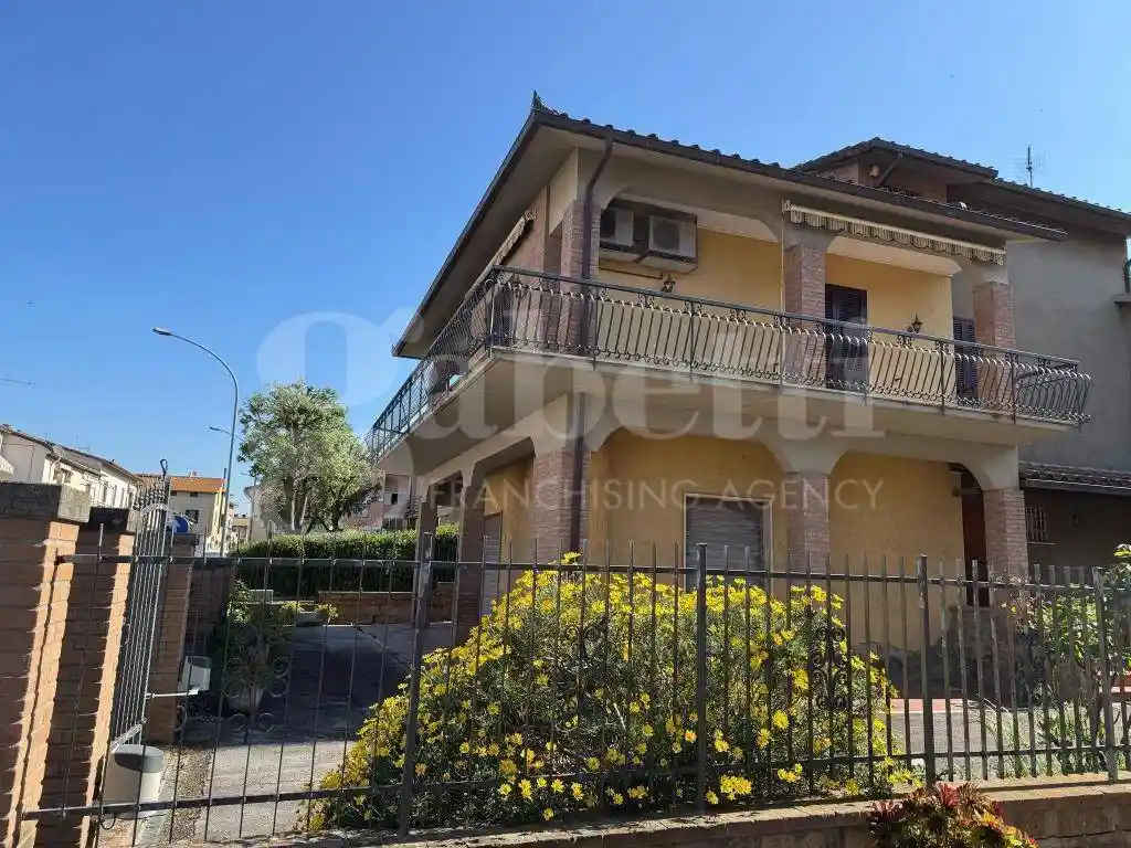 Villa in vendita a Roccastrada