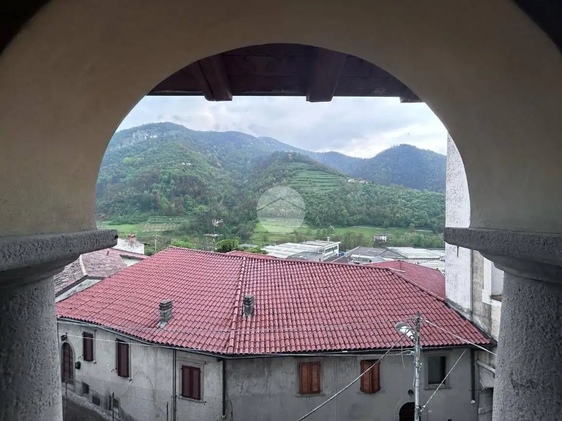 Appartamento in vendita a Adrara San Martino